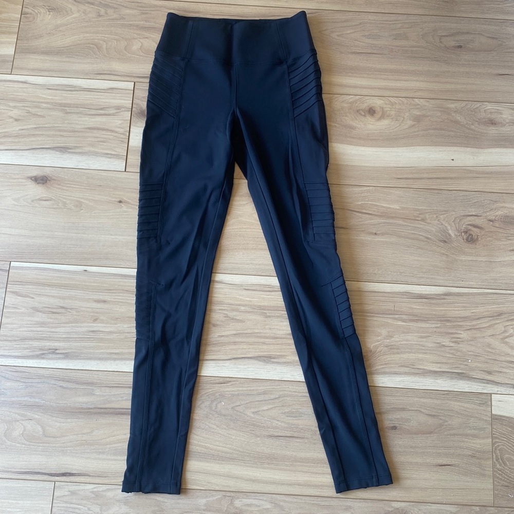 Athleta leggings